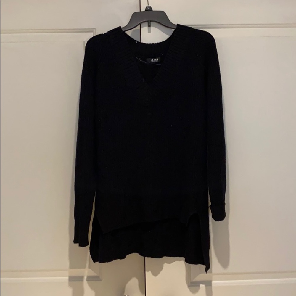 A.N.A high-low black v-neck sweater size medium